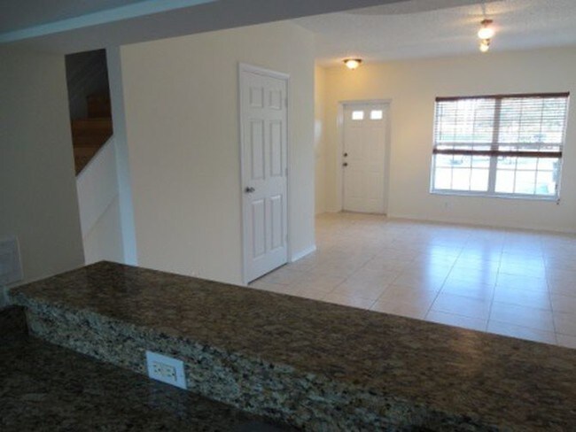 Photo - 289 Duval Ct