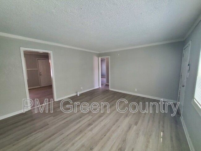 Photo - 2125 E Seminole St