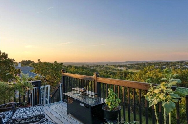 Photo - 20504 National Dr