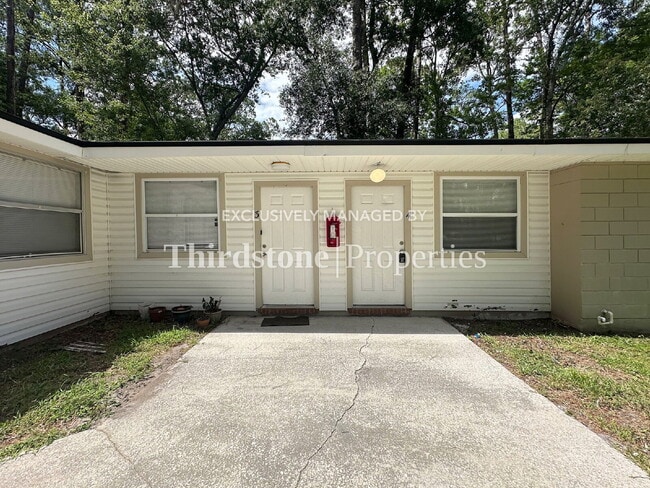 Building Photo - 1160 Comanche St Unit 4