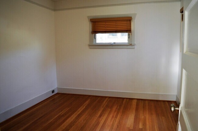 Photo - 1014 N 48th St