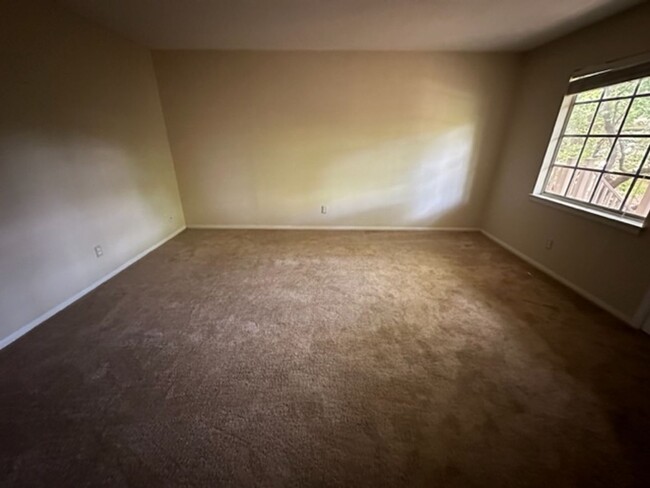 Photo - 3820 Country Club Rd Apartment Unit I