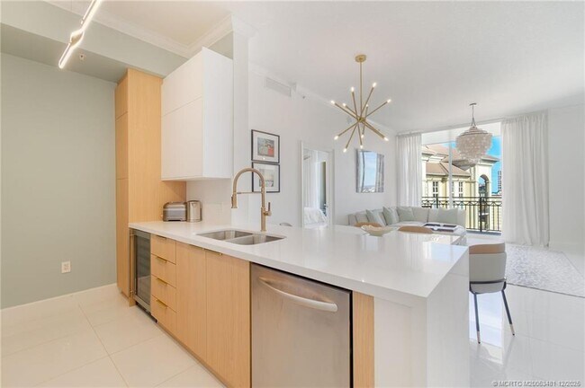 Photo - 550 Okeechobee Blvd Unit Uph-15