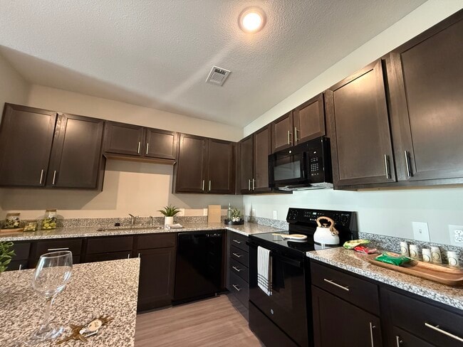 Photo - 3144 Gorge Way