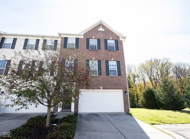 Photo - 9009 Mercer Dr