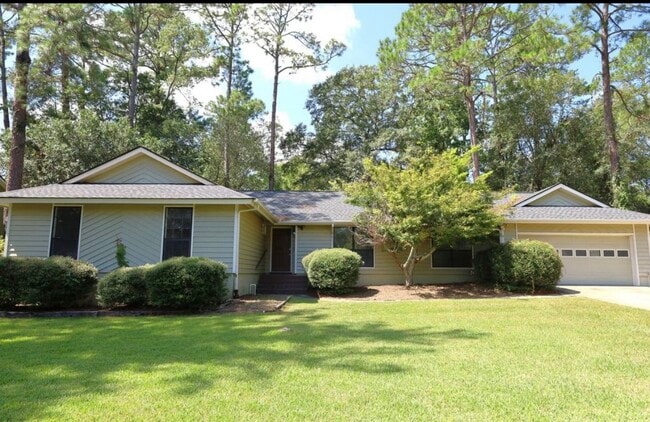 Photo - 2208 Northwood Cir