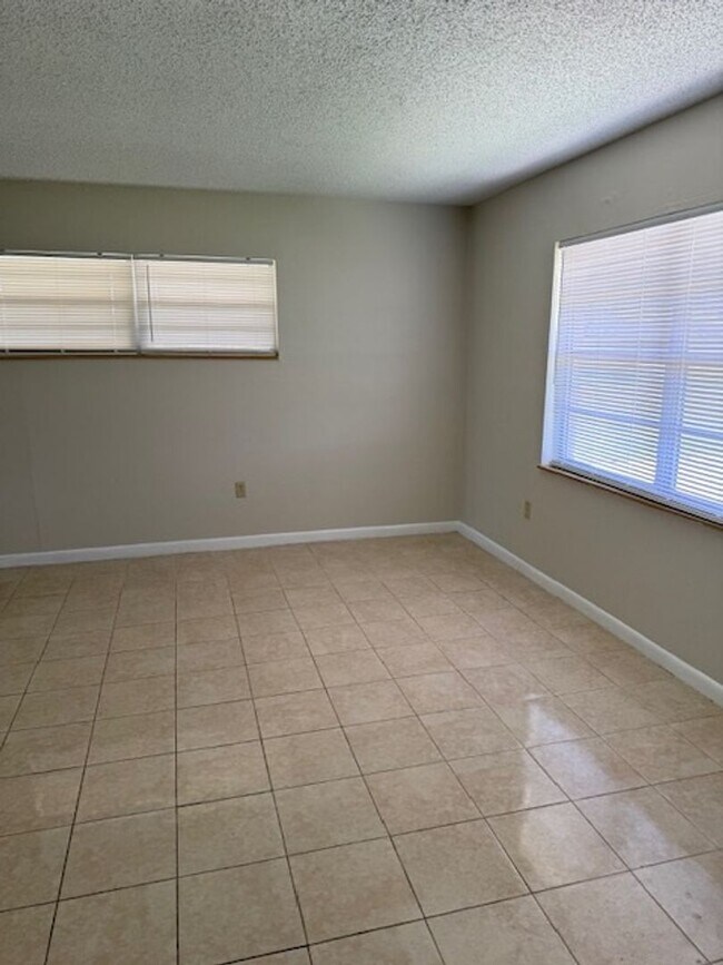 Photo - 217 Aldo Dr