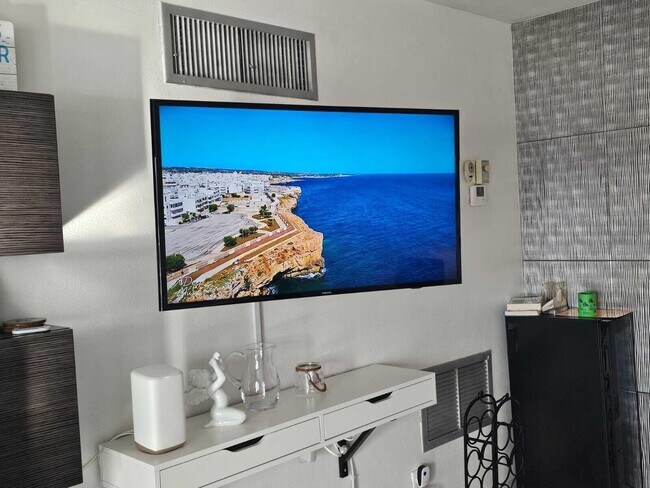 Photo - 505 N Riverside Dr Unit 12a