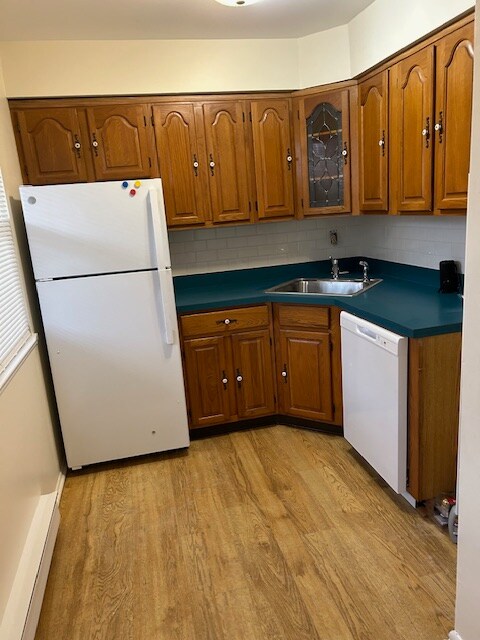 Photo - 422 Ringwood Ave