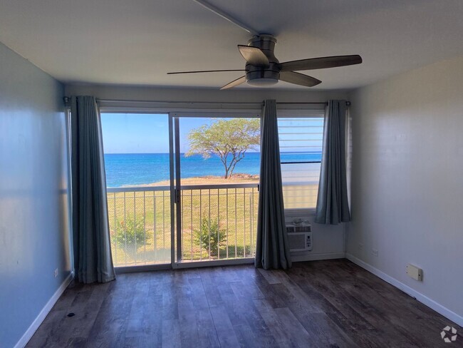 Building Photo - Makaha Surfside - One Bedroom Rental