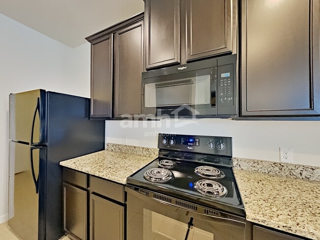 Photo - 12898 Cedarcreek Trail