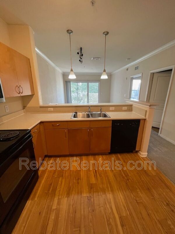 Photo - 8290 Gate Pkwy W Unit #169