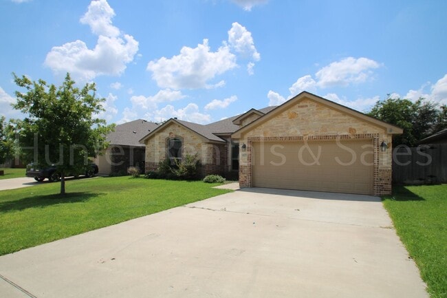 Photo - Temple 4 bedroom in Carriage House Subdivision