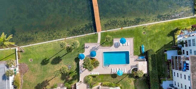 Photo - 1202 S Lake Dr Unit 501