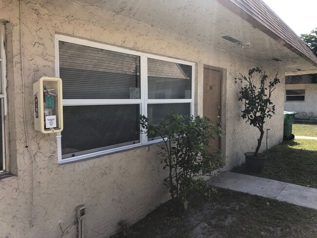 Photo - Large 2-1 apartment with New Impact windows and central air