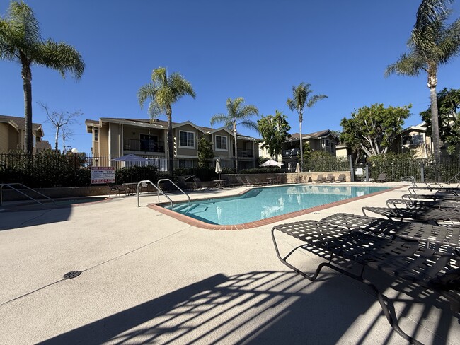 Photo - 3585 Grove St Unidad 149