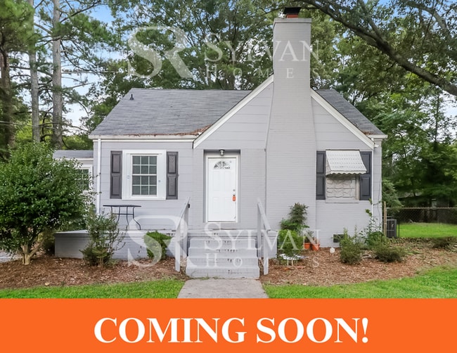 Building Photo - Enjoy living the good life in this 4 bedroom, 2 bathroom home