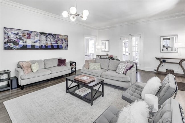 Photo - 27 Northwood Ave NE