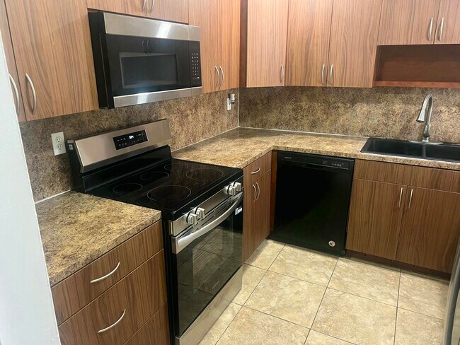 Photo - 7000 NW 186th St Unit 4-316