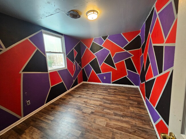 Photo - 10720 Plank Rd