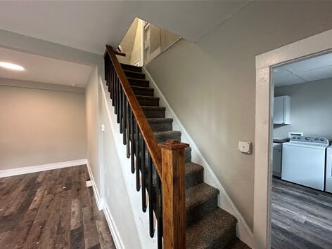 Building Photo - 1016 Rochester Ave