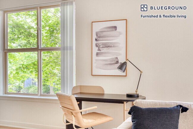 Photo - 11000 NE 10th St Unidad FL2-ID426