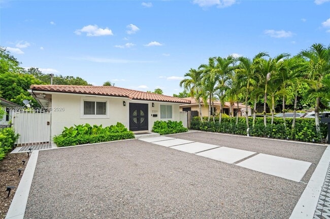 Photo - 2231 SW 63rd Ave
