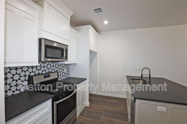 Photo - 13771 Periwinkle Dr