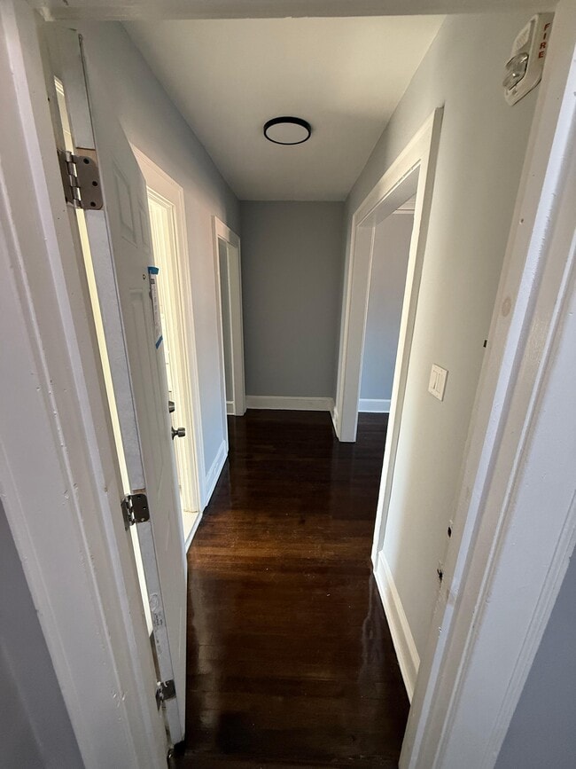 Building Photo - 216 Orange Ave Unit Right