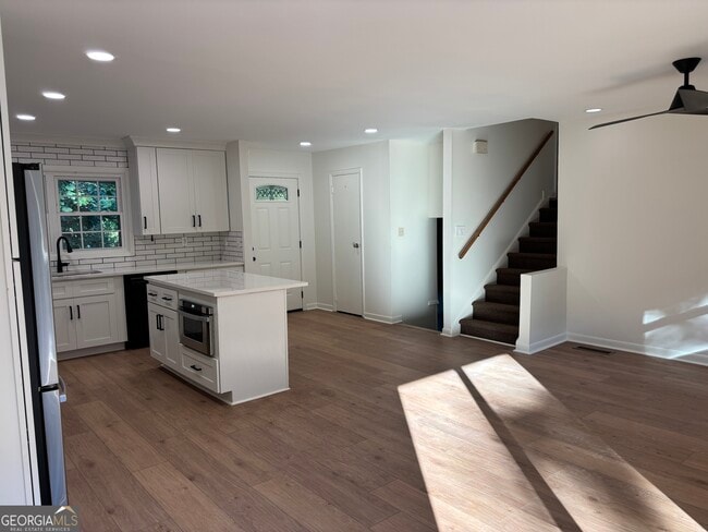 Photo - 126 Azalea Dr