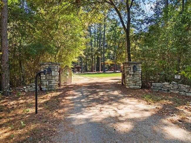 Photo - 2018 FM 1486 Rd