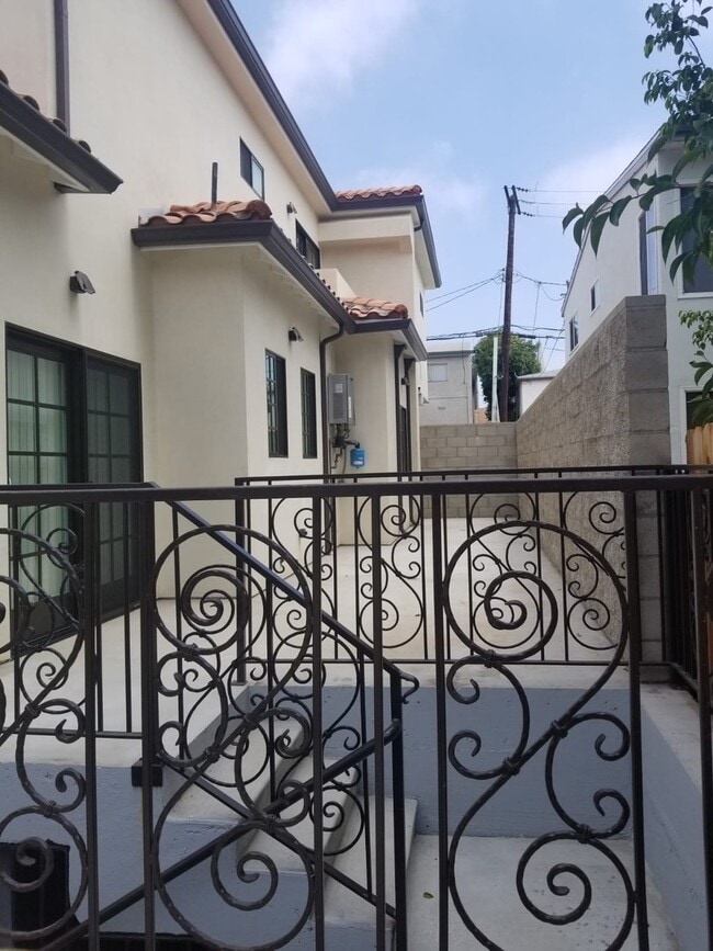 Photo - 1423 Franklin St Unit 3