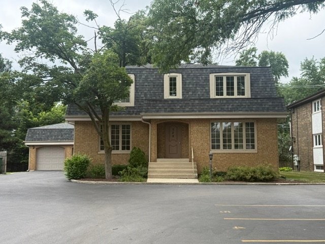 Building Photo - 522 LaGrange Rd Unit 1