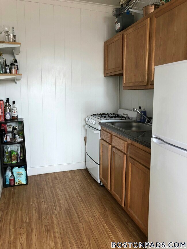 Photo - 25 Walbridge St Unit 16