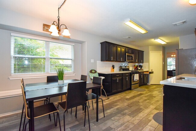 11007 Shumard Oak Ct