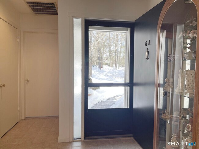 Photo - 6 Heritage Crest Dr Unit A