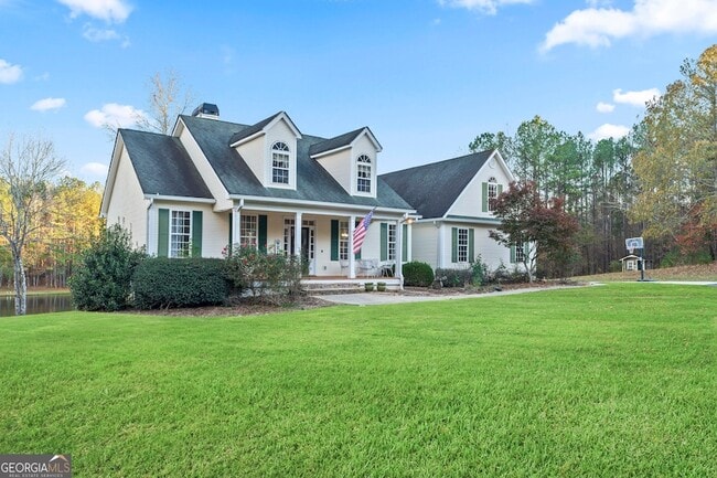 Photo - 572 Austin Rd