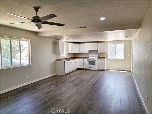 Photo - 6906 Phelan Rd
