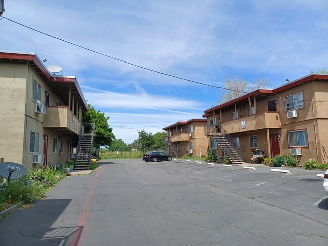 Photo - Greystone Place Apartments