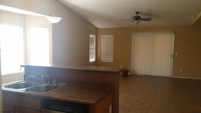 Photo - 6622 S 25th Ave