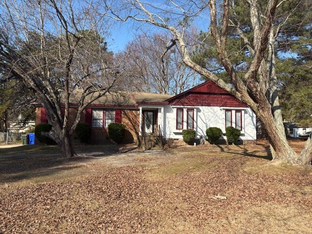 Building Photo - 3004 Phillips Rd