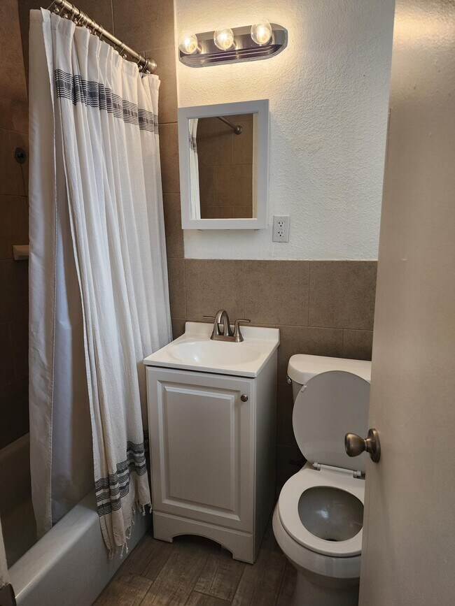 Photo - 300 West North Loop blvd