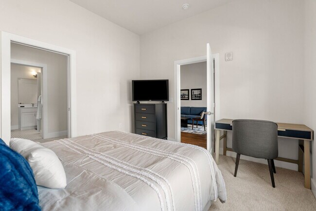 Photo - Middleborough Station