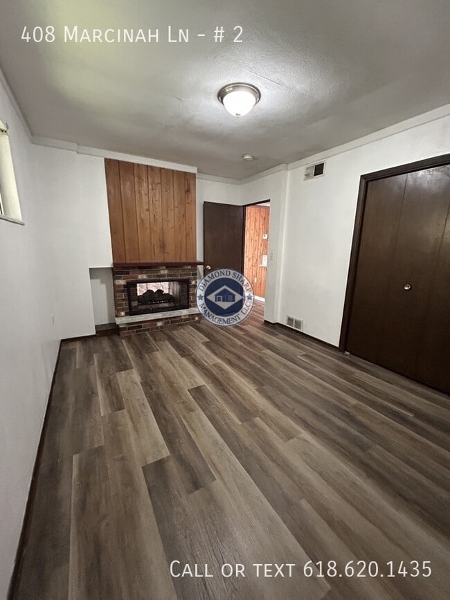 Photo - 408 Marcinah Ln Unidad # 2