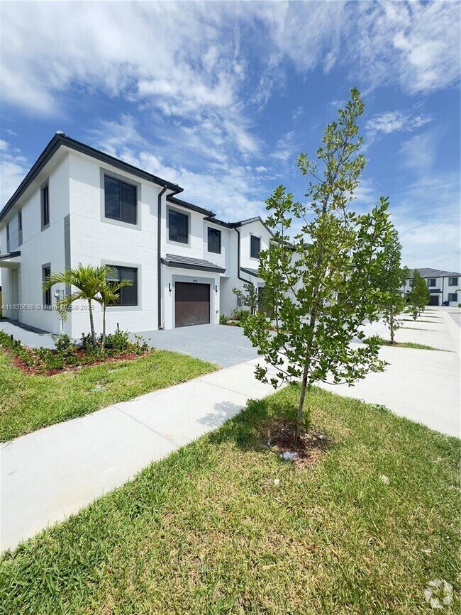 Building Photo - 34501 SW 191st Ct Rental