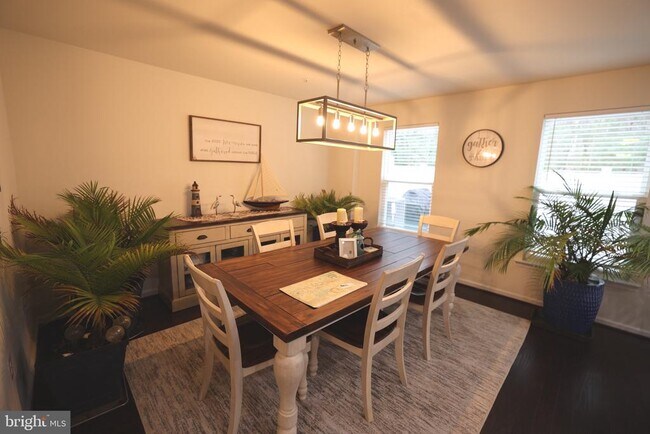 Photo - 130 Intrepid Ln