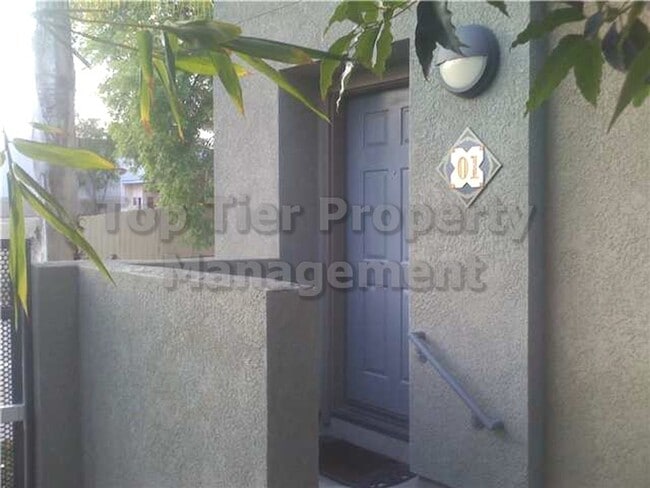 Photo - **Gated 3 bed, 3 bath Townhome with 2-Car ...