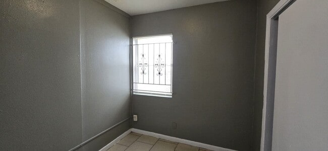 Photo - Cozy 2 bedroom/1 bathroom Single family home in the heart of Ybor!