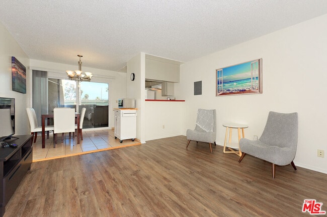 Photo - 3600 Bagley Ave Unit #210