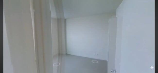 Photo - W 10 Huron St